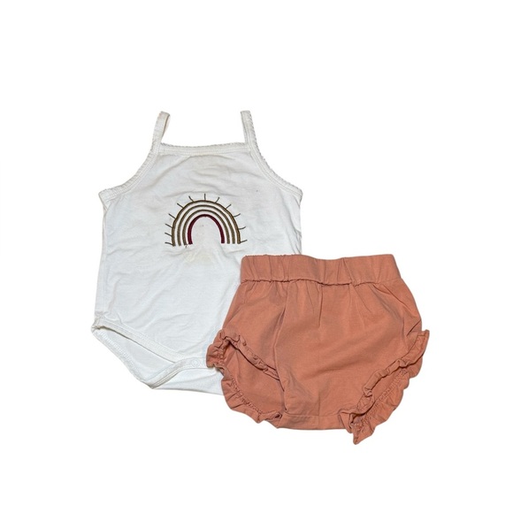 Baby Girl Two Piece Set Rainbow Onesie with Bloomer Shorts Size 18 Months - Picture 1 of 8